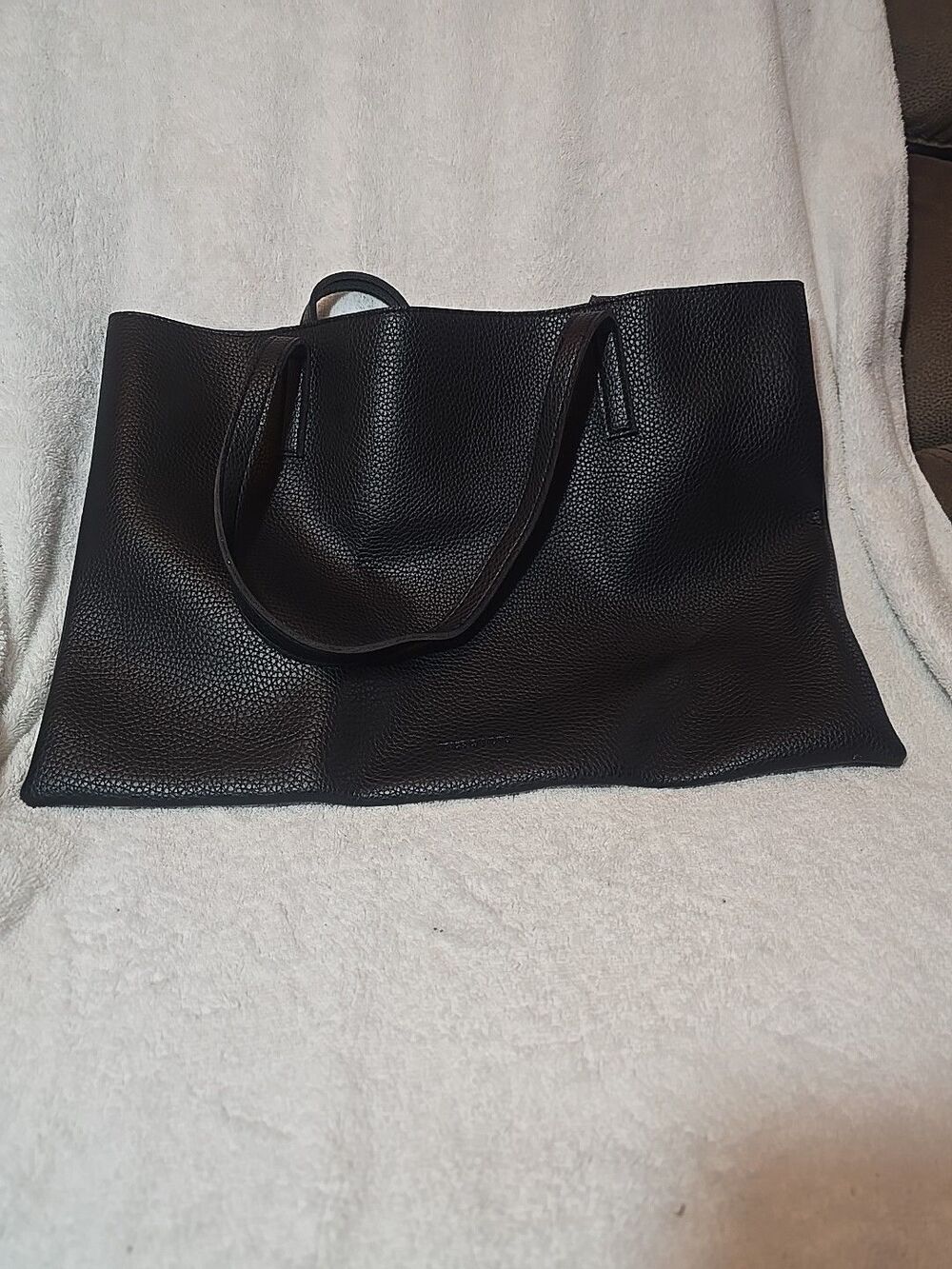 Vince Camuto Black Purse Pebbled Vegan Leather Minimalist Carryall Weekend Tote